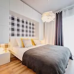 Homely Place Serce Poznania - Stary Rynek - Parking * Πόζναν