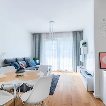 Apartamenty Homely Place Serce Poznania - Stary Rynek - Parking * Poznan