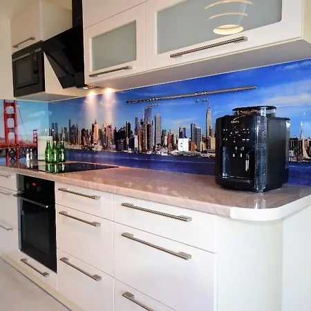 Homely Place Serce Poznania - Stary Rynek - Parking דירה