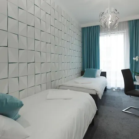 Apartamenty Homely Place Serce Poznania - Stary Rynek - Parking